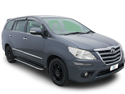 Toyota Innova-img